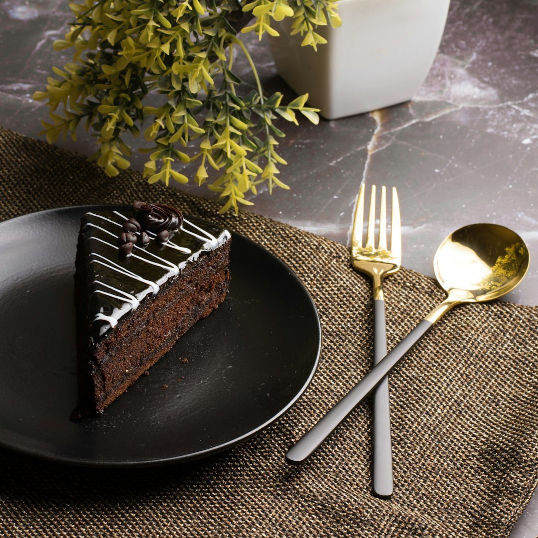 chocolate cake slice